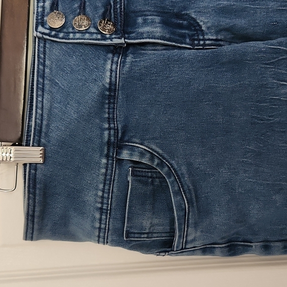 Hybrid & Company Skinny Jeans - Picture 6 of 13